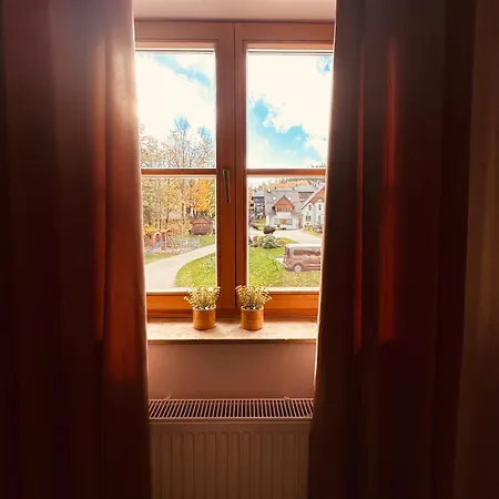 Sniezkowe - Dwupoziomowy Z Garazem Karpacz