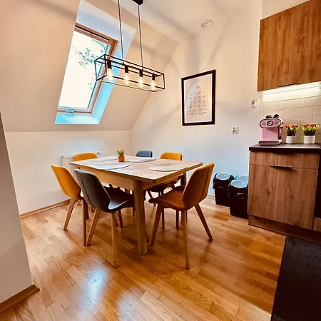Apartment Sniezkowe - Dwupoziomowy Z Garazem