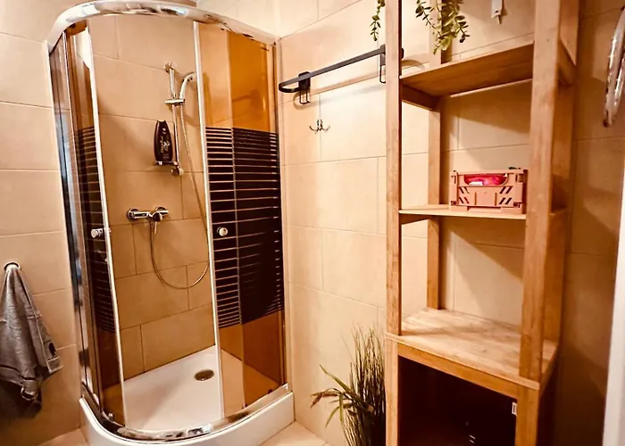 شقة Sniezkowe - Dwupoziomowy Z Garazem كارباش