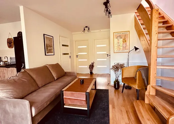 شقة Sniezkowe - Dwupoziomowy Z Garazem