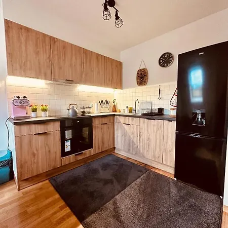 아파트 Sniezkowe - Dwupoziomowy Z Garazem 카르파츠