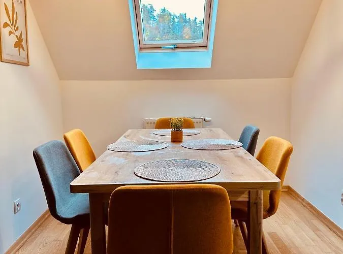 Sniezkowe - Dwupoziomowy Z Garazem