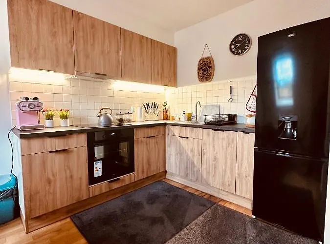 아파트 Sniezkowe - Dwupoziomowy Z Garazem 카르파츠