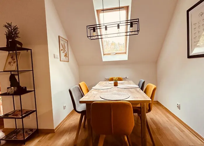 아파트 Sniezkowe - Dwupoziomowy Z Garazem *